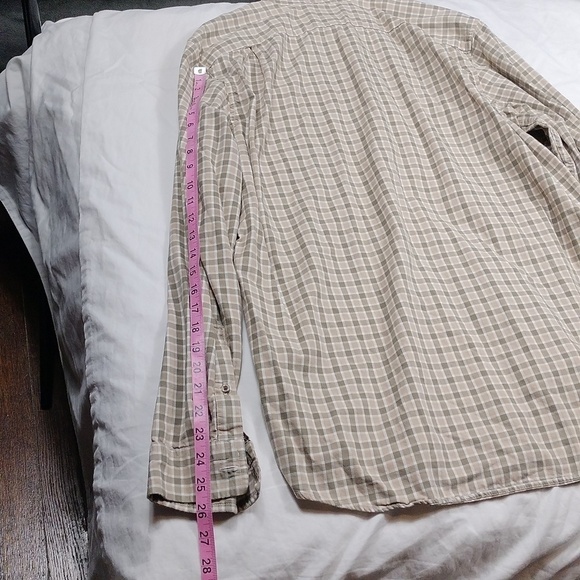 Eddie Bauer LT men's long sleeved button down shirt - Picture 10 of 11